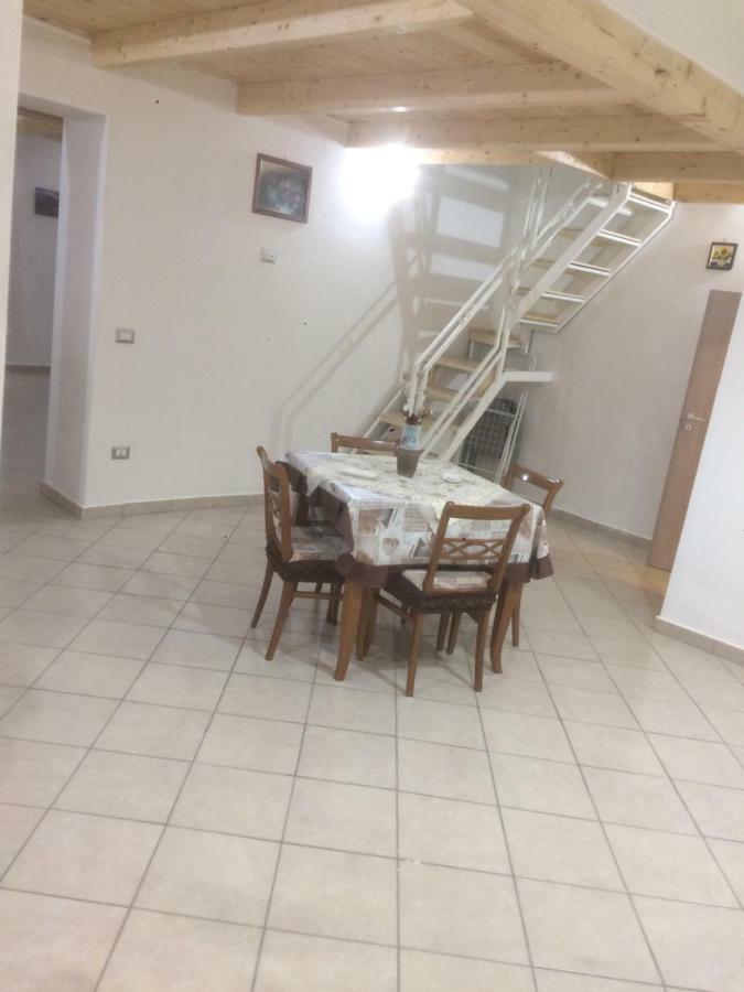 הוילה נאפולי House Maria Paradiso מראה חיצוני תמונה